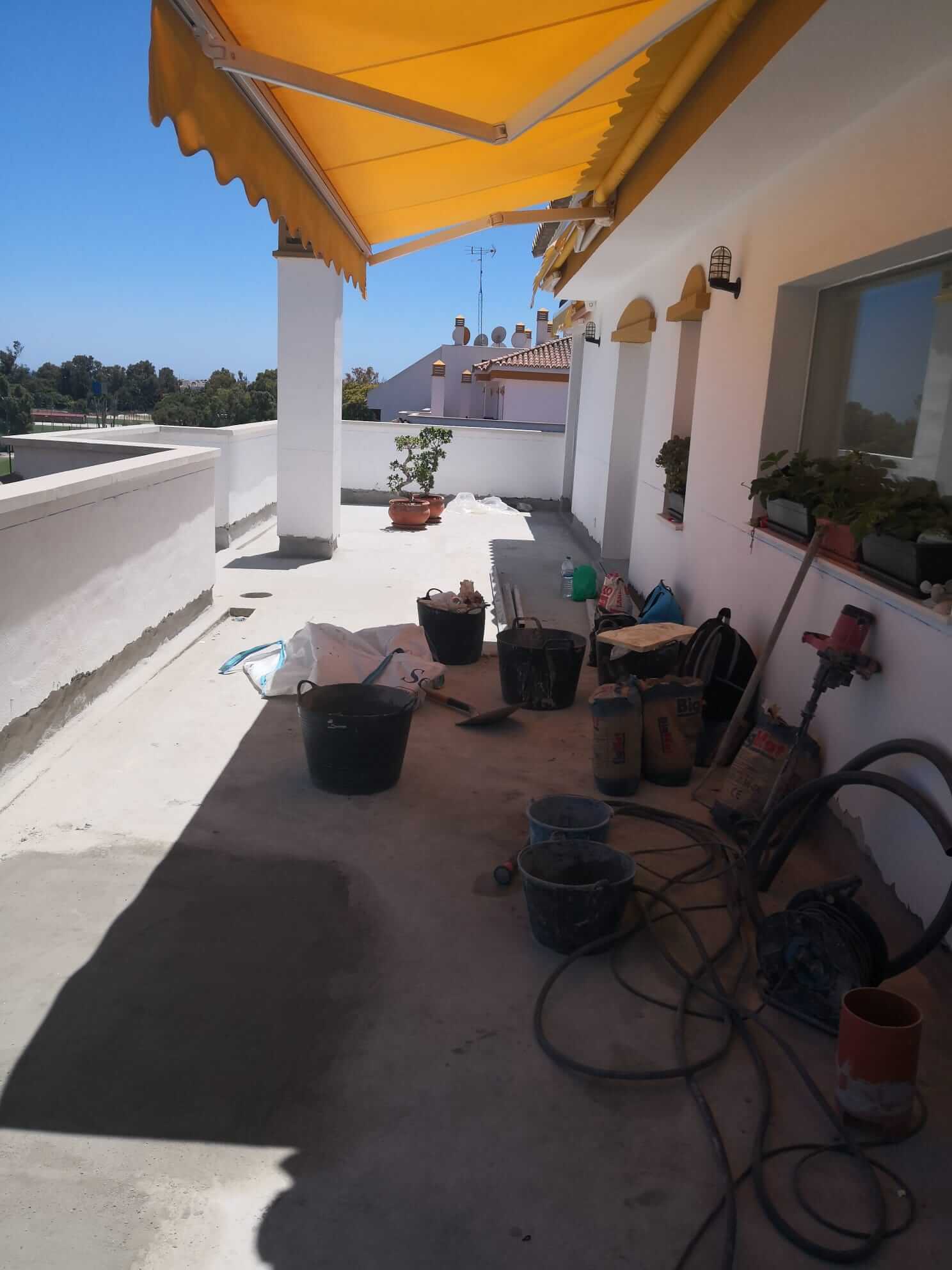 reforma reformas terraza suelo suelos solado porcelánico porcelanico Marbella Estepona Fuengirola